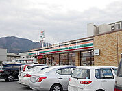 【コンビニエンスストア】セブンイレブン 香芝穴虫店まで411ｍ