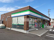 【コンビニエンスストア】ファミリーマート 金津花乃杜店まで2011ｍ