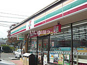 【コンビニエンスストア】セブンイレブン 山口朝田店まで2704ｍ