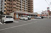 【コンビニエンスストア】セブンイレブン　小倉日明4丁目店まで750ｍ