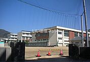 【小学校】脇町小学校まで565ｍ