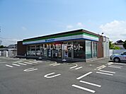 【コンビニエンスストア】ファミリーマート津白山町店まで917ｍ