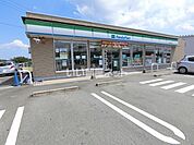 【コンビニエンスストア】ファミリーマート津市大古曽店まで646ｍ