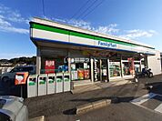 【コンビニエンスストア】ファミリーマート 本渡亀川店まで918ｍ
