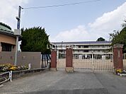 【小学校】早島町立早島小学校まで598ｍ