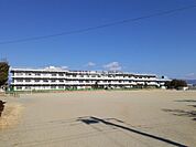 【小学校】若草小学校まで633ｍ