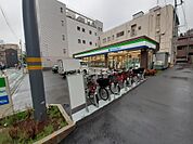 【コンビニエンスストア】ファミリーマート東五軒店まで227ｍ