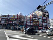 【ディスカウントショップ】ドン・キホーテパウ石切店まで72ｍ