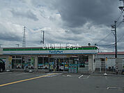 【コンビニエンスストア】ファミリーマート 大東新田西町店まで328ｍ