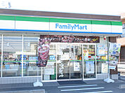 【コンビニエンスストア】ファミリーマート 伊勢新開店まで1215ｍ