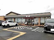 【コンビニエンスストア】セブンイレブン 三木加佐店まで325ｍ