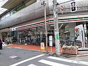 【コンビニエンスストア】セブン-イレブン 杉並荻窪5丁目店まで811ｍ