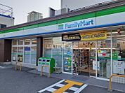 【コンビニエンスストア】ファミリーマート熊内町店まで181ｍ