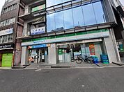 【コンビニエンスストア】ファミリーマート代々木駅前店まで354ｍ