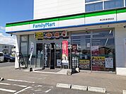 【コンビニエンスストア】ファミリーマート神辺町新徳田店まで291ｍ