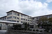 【小学校】今治市立鳥生小学校まで1076ｍ