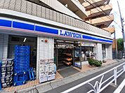 【コンビニエンスストア】ローソン千駄ヶ谷一丁目店まで485ｍ