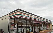 【コンビニエンスストア】セブンイレブン 富士市本市場店まで339ｍ