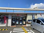 【コンビニエンスストア】ローソン 東大阪稲田新町二丁目店まで850ｍ