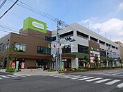 【スーパー】コープみらい　かすかべ東店まで1024ｍ