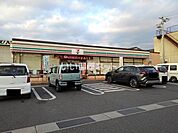 【コンビニエンスストア】セブンイレブン　明神2丁目店まで302ｍ