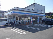 【コンビニエンスストア】ローソン 弘前撫牛子店まで366ｍ