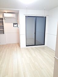 セレーノ東栄 1階ワンルームのリビング/ダイニング