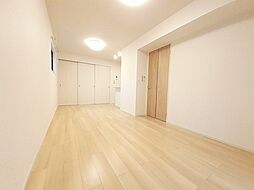 虹 101 1階1LDKのリビング/ダイニング