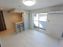 JR上越線 高崎問屋町駅 徒歩14分の賃貸アパート 3階1LDKのリビング/ダイニング