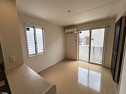 JR上越線 高崎問屋町駅 徒歩16分の賃貸アパート 1階1LDKのリビング/ダイニング