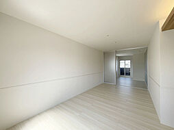 グラナーデ加賀 303 3階1LDKのリビング/ダイニング