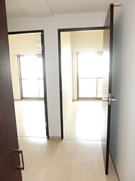 プライムコート 401 4階2DKのリビング/ダイニング