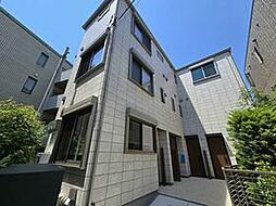 東京メトロ日比谷線 六本木駅 徒歩10分の賃貸アパート