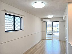 シュティル・ブリーゼＢ 1階1LDKのリビング/ダイニング