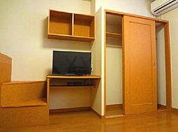 レオパレス鈴鹿マリン 209 2階1Kのリビング/ダイニング