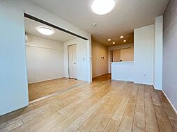 Moon stone（ムーン　ストーン） 2階1LDKのリビング/ダイニング