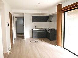 京王井の頭線 駒場東大前駅 徒歩3分の賃貸マンション 1階1LDKのリビング/ダイニング