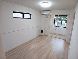 フォンテーヌ春日 101 1階1LDKのリビング/ダイニング