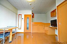 JR東海道本線 三河大塚駅 バス2分 ラグーナ北下車 徒歩4分の賃貸アパート 1階1Kのリビング/ダイニング