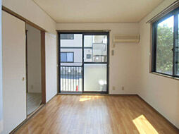 ヴィラフォーレ　Ｃ 102 1階2DKのリビング/ダイニング