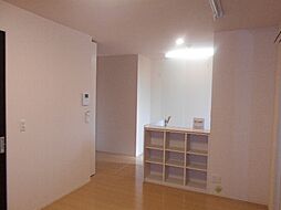 リヴェール 203 2階1LDKのリビング/ダイニング