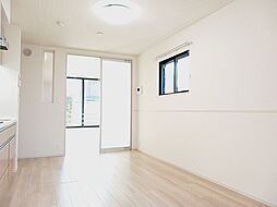 カーサ・セレノ 101 1階1LDKのリビング/ダイニング