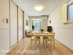 プリマヴェールIIIＡ 102 1階1LDKのリビング/ダイニング