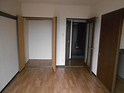 嵯峨野フラット 303 3階2DKのリビング/ダイニング