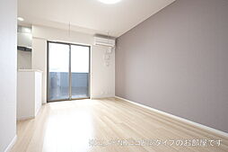 ヤングウッズ柏の葉I 201 2階1LDKのリビング/ダイニング