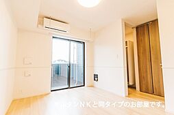 ヤングウッズ柏の葉II 102 1階1LDKのリビング/ダイニング