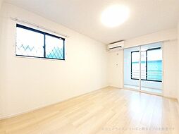 メゾン　ド　ファミーユ　II 101 1階1LDKのリビング/ダイニング