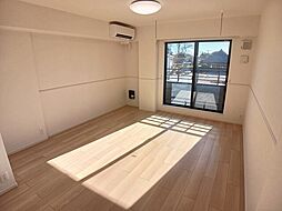 スロノス 202 2階1LDKのリビング/ダイニング