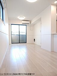 サンモールII 102 1階1LDKのリビング/ダイニング