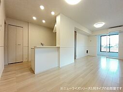 ラ・フェリーチェ 101 1階1LDKのリビング/ダイニング